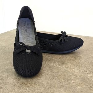 Cloudstepper By Clarks Elegant Black Women's Flats